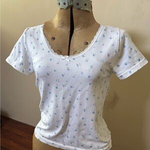Blue Floral Lace-Trimmed Short Sleeve Top